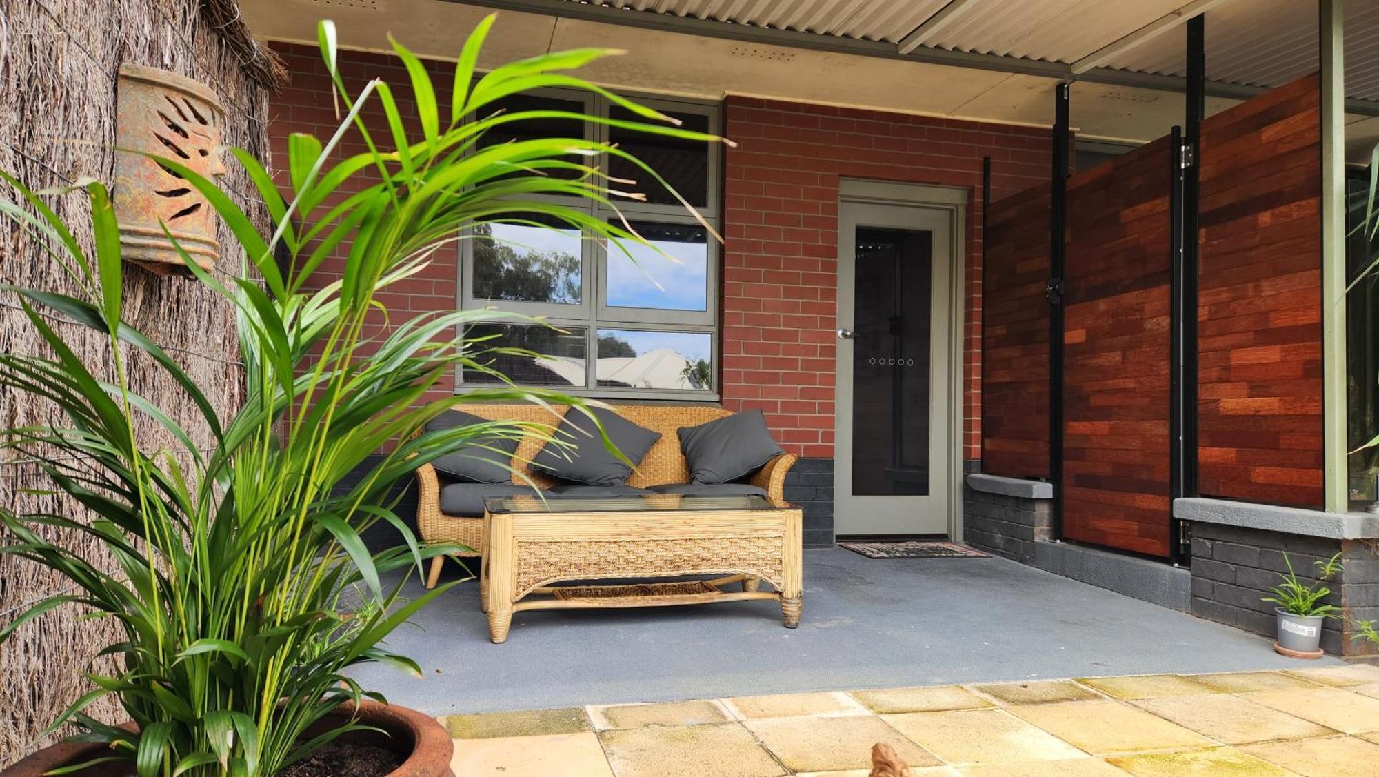 Haven Studio Hideaway Near Airport Perth Room photo